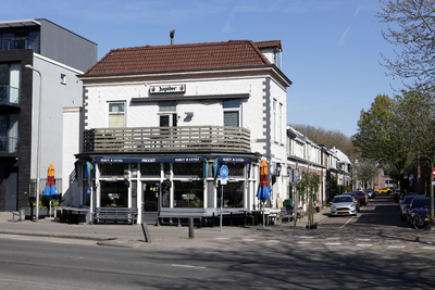 914071 Gezicht op het restaurant Proost (Bollenhofsestraat 2) te Utrecht, vanaf de Blauwkapelseweg.